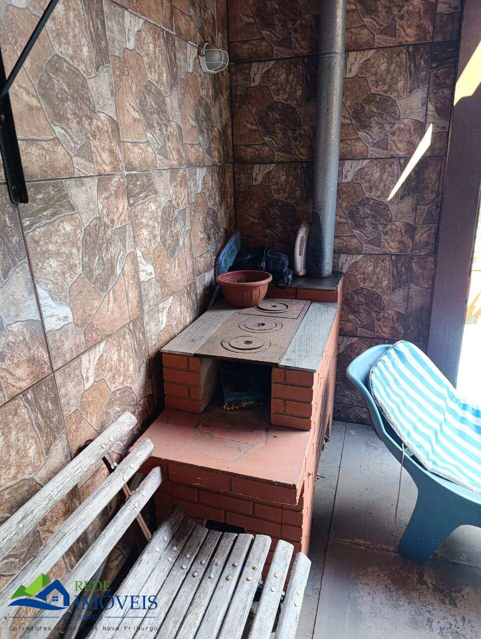 Casa à venda com 2 quartos, 120m² - Varginha,Nova Friburgo