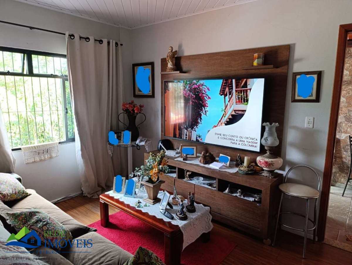 Vendo Casa com Piscina e Sauna em Varginha - Rede Imóveis Friburgo
