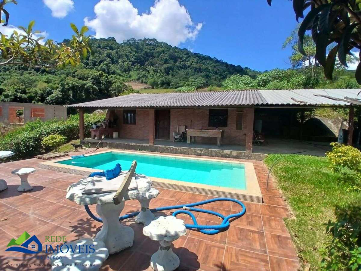Chácara à venda com 3 quartos, 100m² - CONQUISTA,Nova Friburgo
