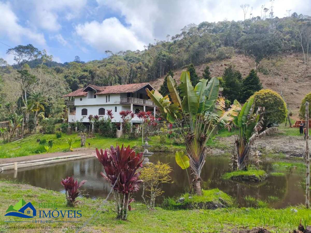 Sítio à venda com 5 quartos, 250m² - São Geraldo,Nova Friburgo