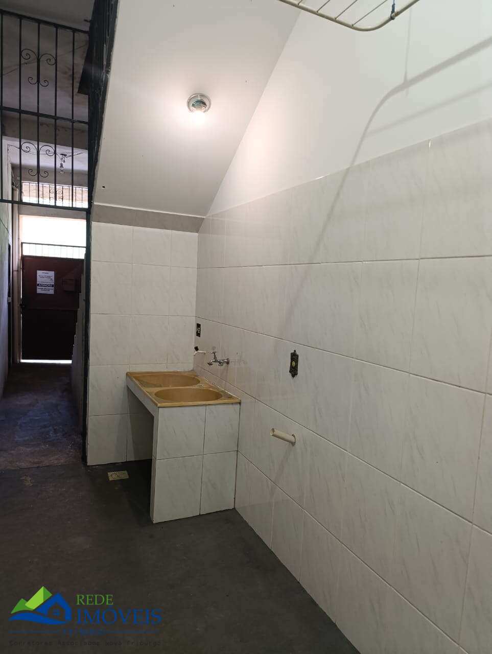 Casa à venda com 1 quarto, 70m² - Jardim Califórnia,Nova Friburgo