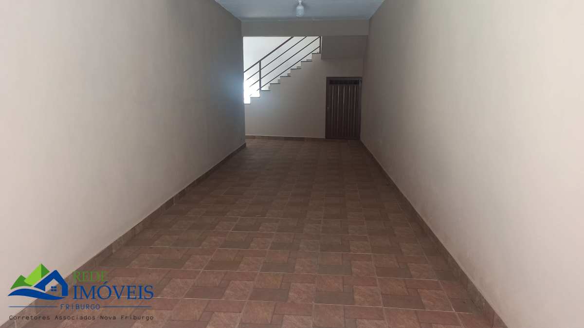 Casa à venda com 2 quartos, 150m² - Chácara Paraíso,Nova Friburgo