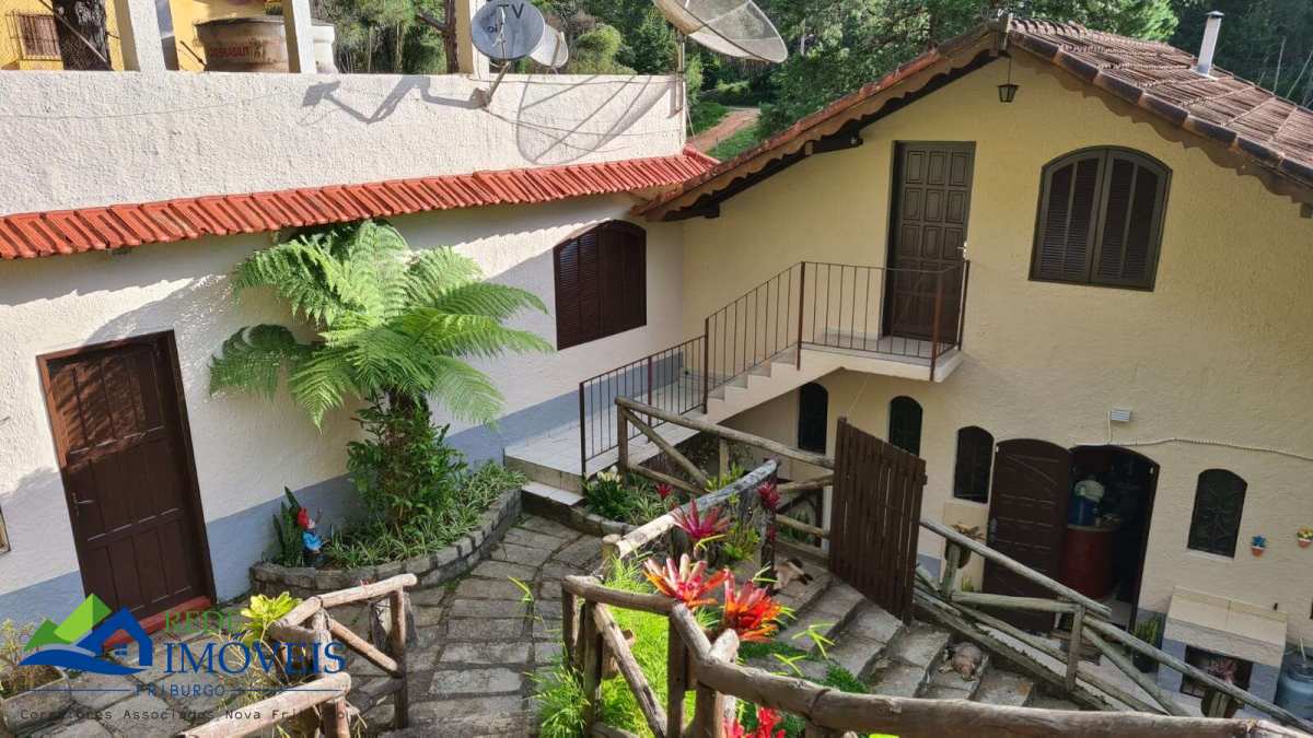 Casa à venda em Nova Friburgo, Campo do Coelho, com 3 quartos, 135m² - Rede Imóveis Friburgo