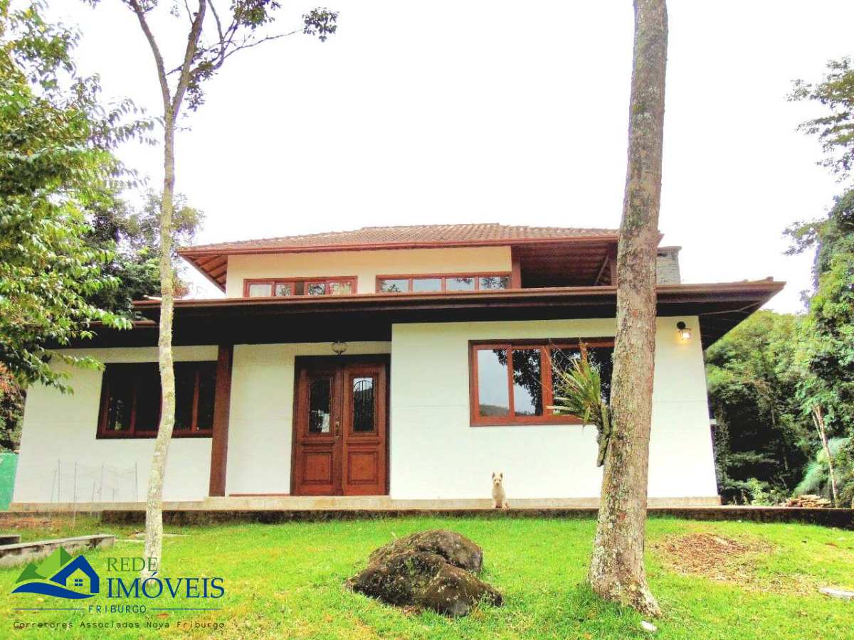 Casa à venda com 4 quartos, 300m² - PONTE DA SAUDADE,Nova Friburgo