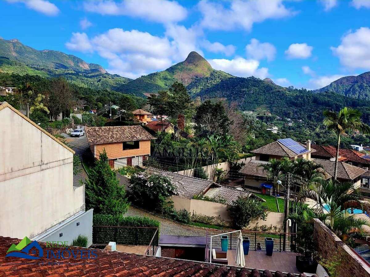 Casa à venda com 4 quartos - CASCATINHA,Nova Friburgo