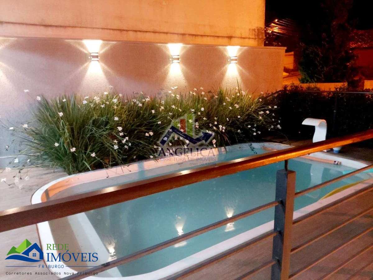 Casa à venda em Nova Friburgo, CASCATINHA, com 4 quartos, 1200m² - Rede Imóveis Friburgo