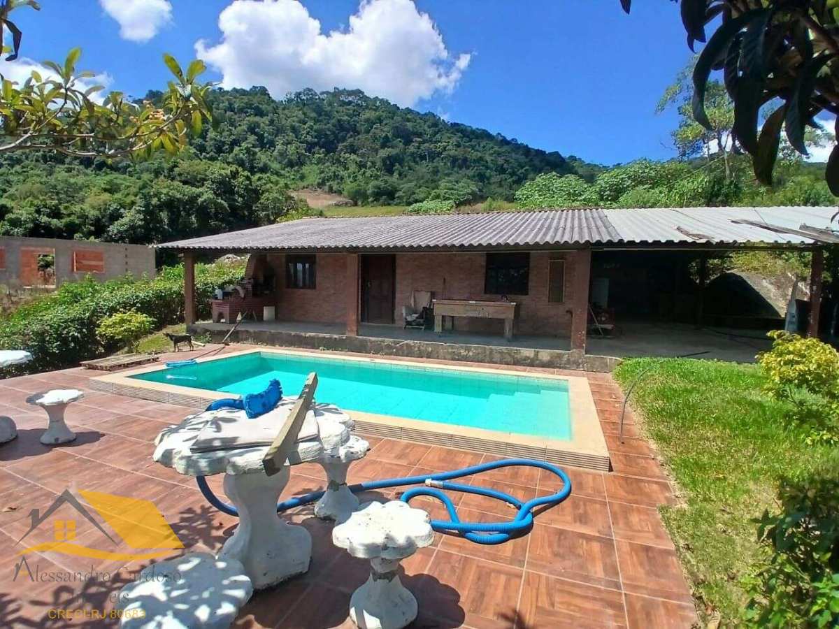 Chácara à venda com 3 quartos, 100m² - CONQUISTA,Nova Friburgo