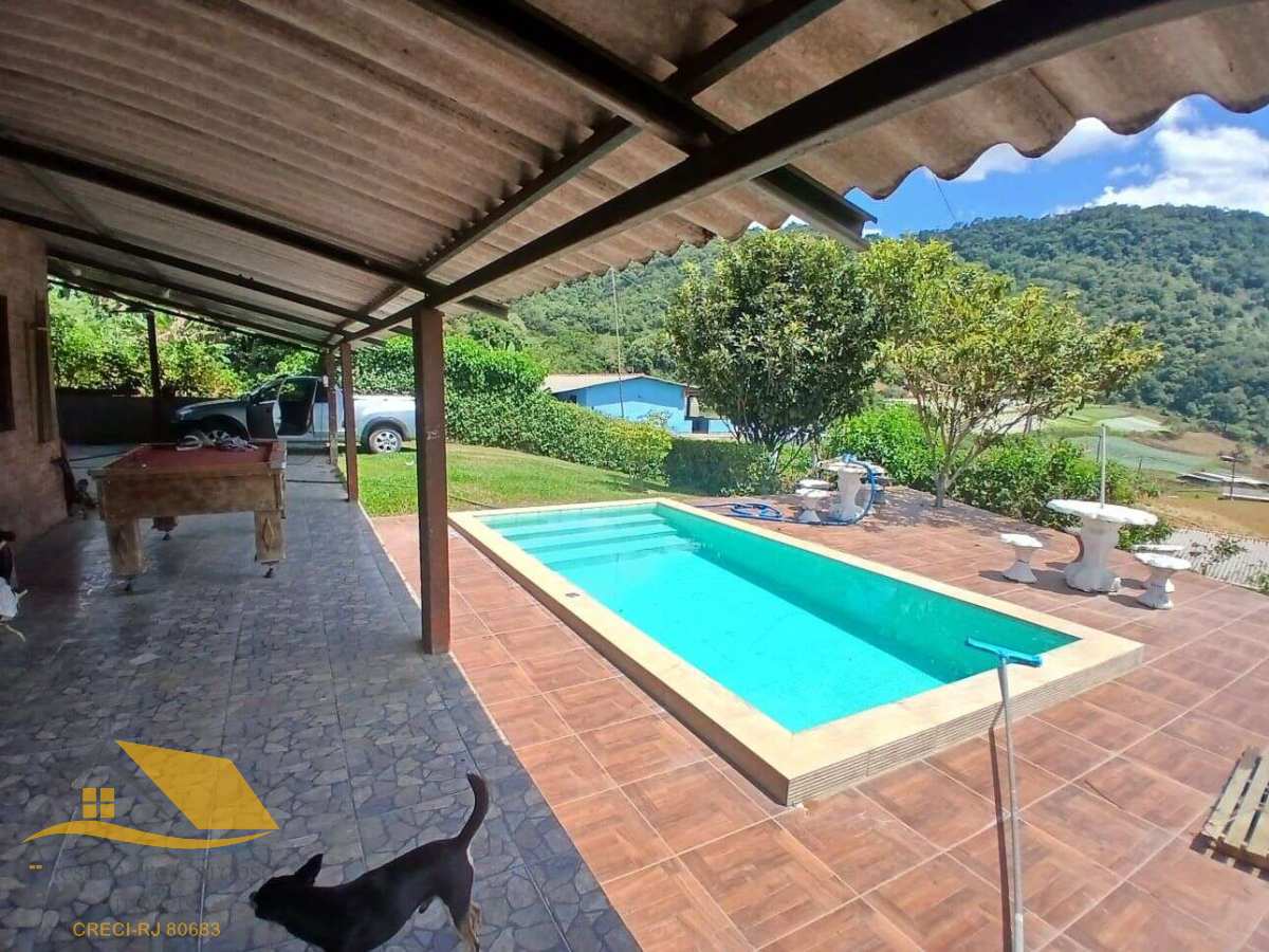 Chácara à venda com 3 quartos, 100m² - CONQUISTA,Nova Friburgo